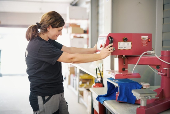 Prestations de services - Marquage de vêtements