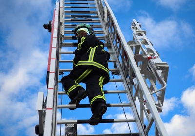 Controle et neutralisation de l'électricité statique