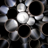 Tube fonte de bâtiment