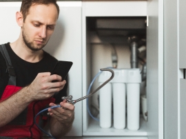 Comment entretenir et réparer un adoucisseur d'eau ?