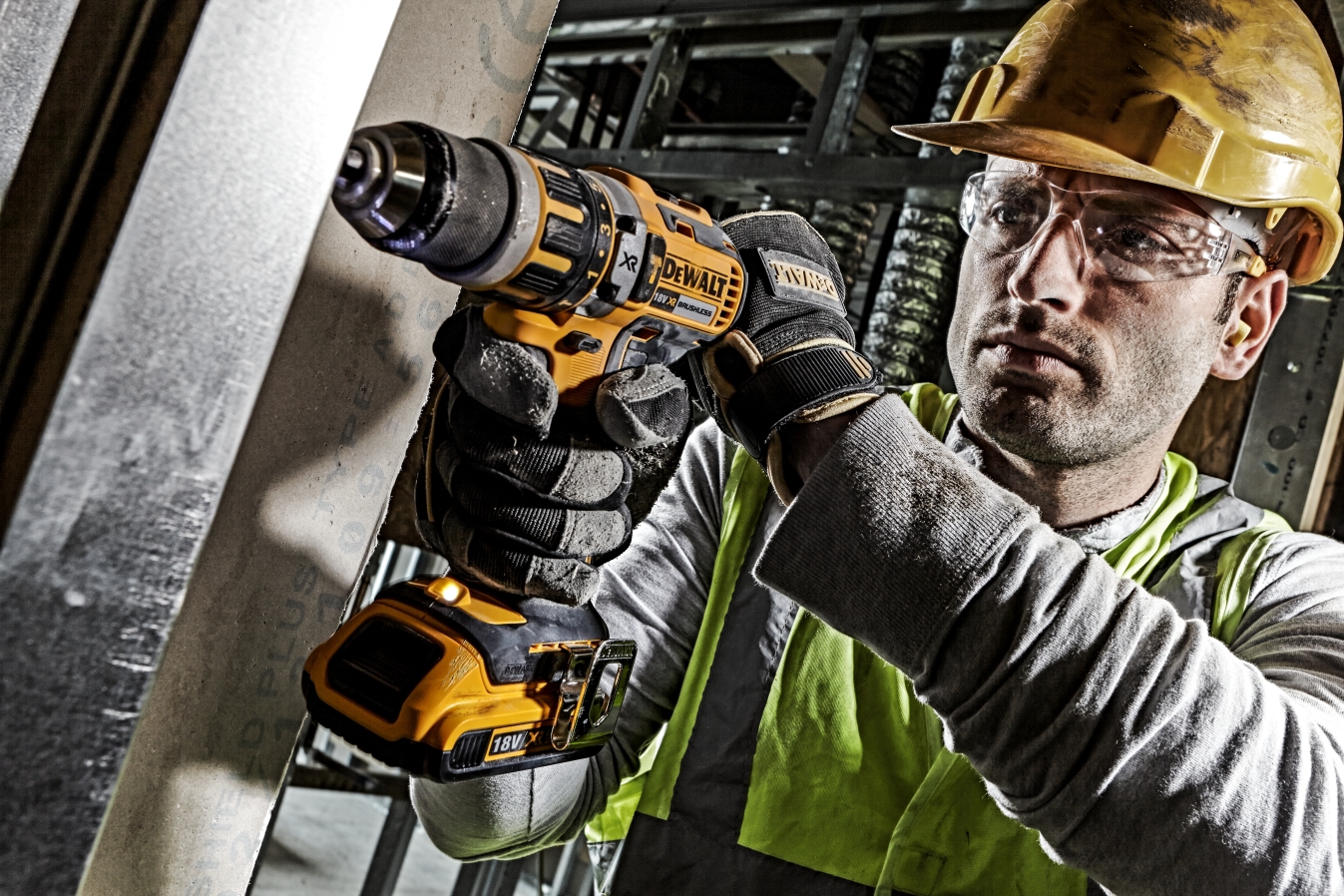 Perceuse-visseuse Compact 18V XR - 4Ah - Brushless DeWalt