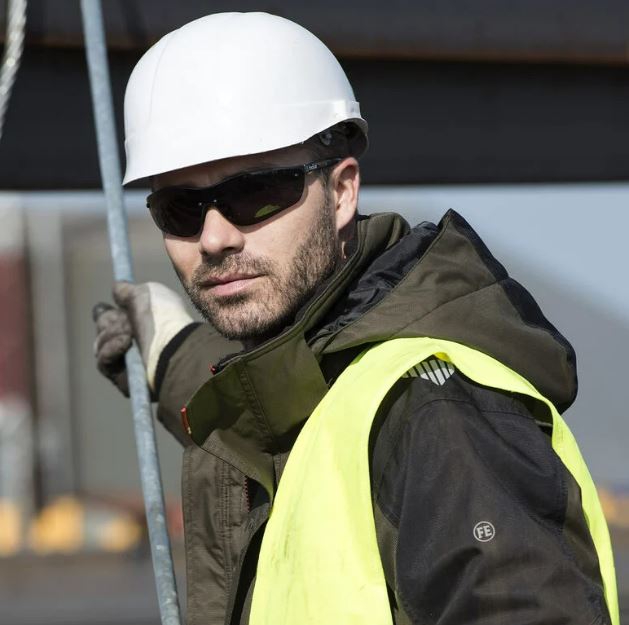 Lunettes de protection solaire Silium + fumé anti-buée anti-rayures Bollé Safety