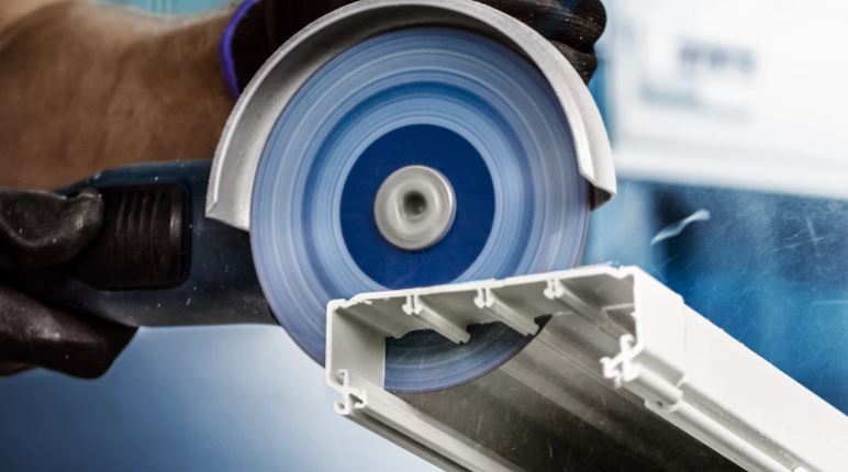 Disque à tronçonner Expert Carbide multi-matériaux X-LOCK Bosch Professional