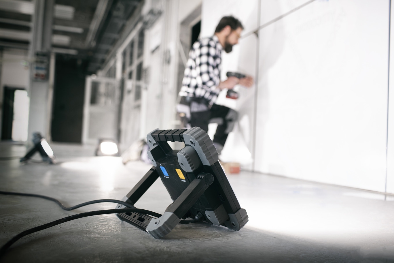 Projecteur de chantier Bluetooth LED TORAN 5051 MB Brennenstuhl