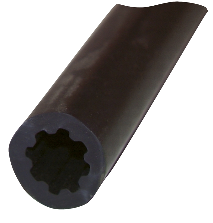 Accouplement souple pour entraînement moteur-pompe. 