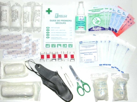 Recharge trousse de secours 4 personnes Esculape