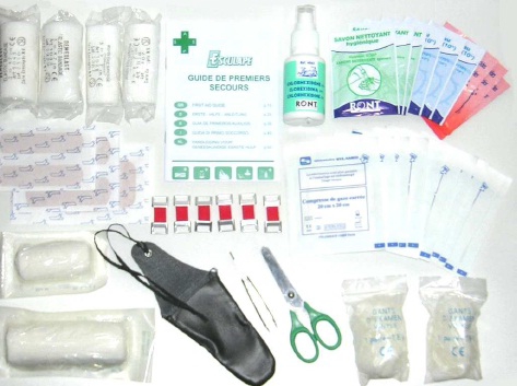  Recharge trousse de secours 4 personnes 