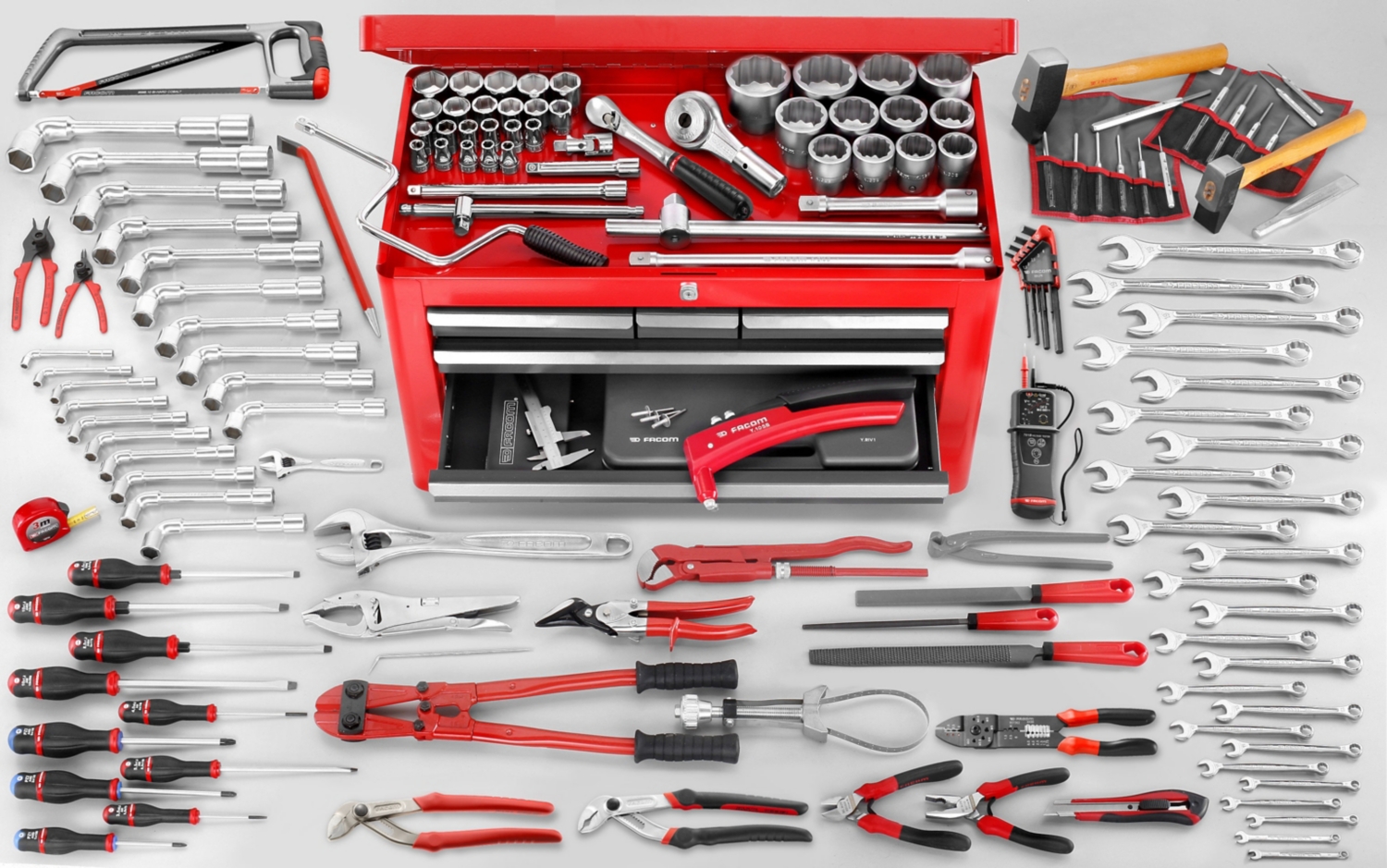 Sélection de 160 outils métrique - avec coffre BT.66 2174.MAG5 Facom