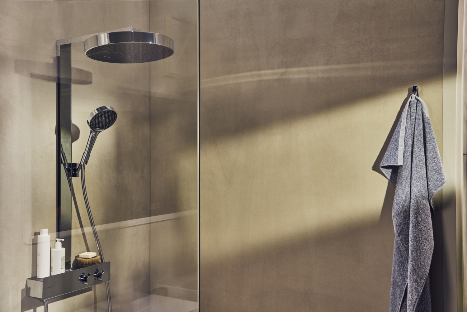 Colonne de douche thermostatique Rainfinity 360 1 jet Hansgrohe