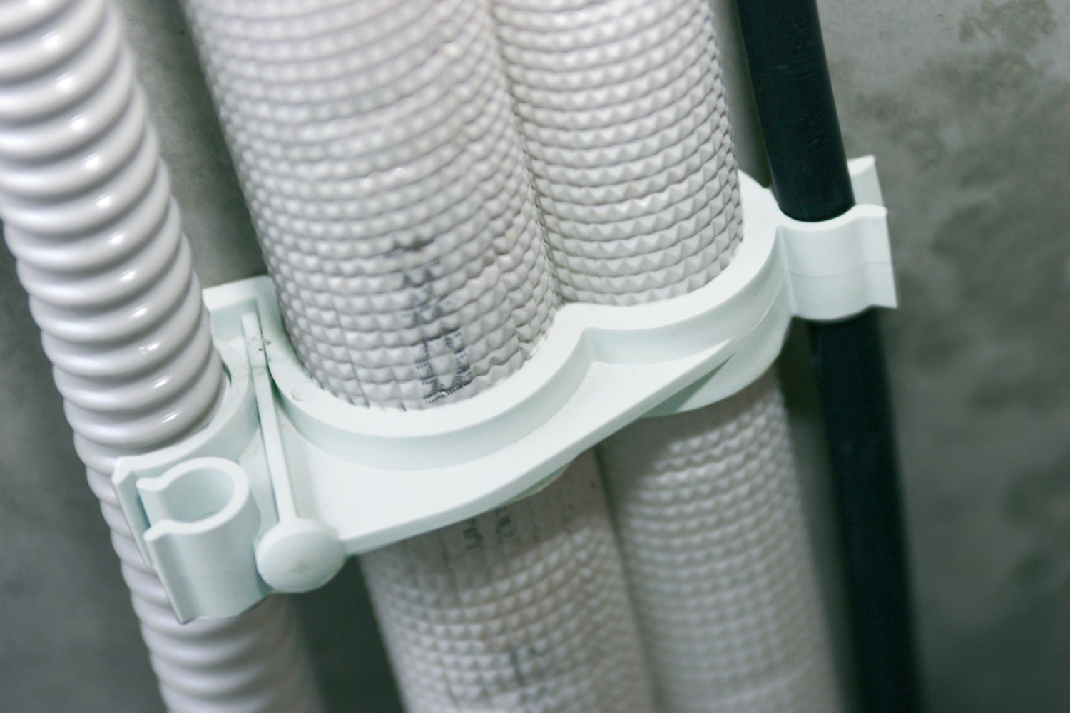 Attache pour climatisation Fix-Ring Clim ING Fixations