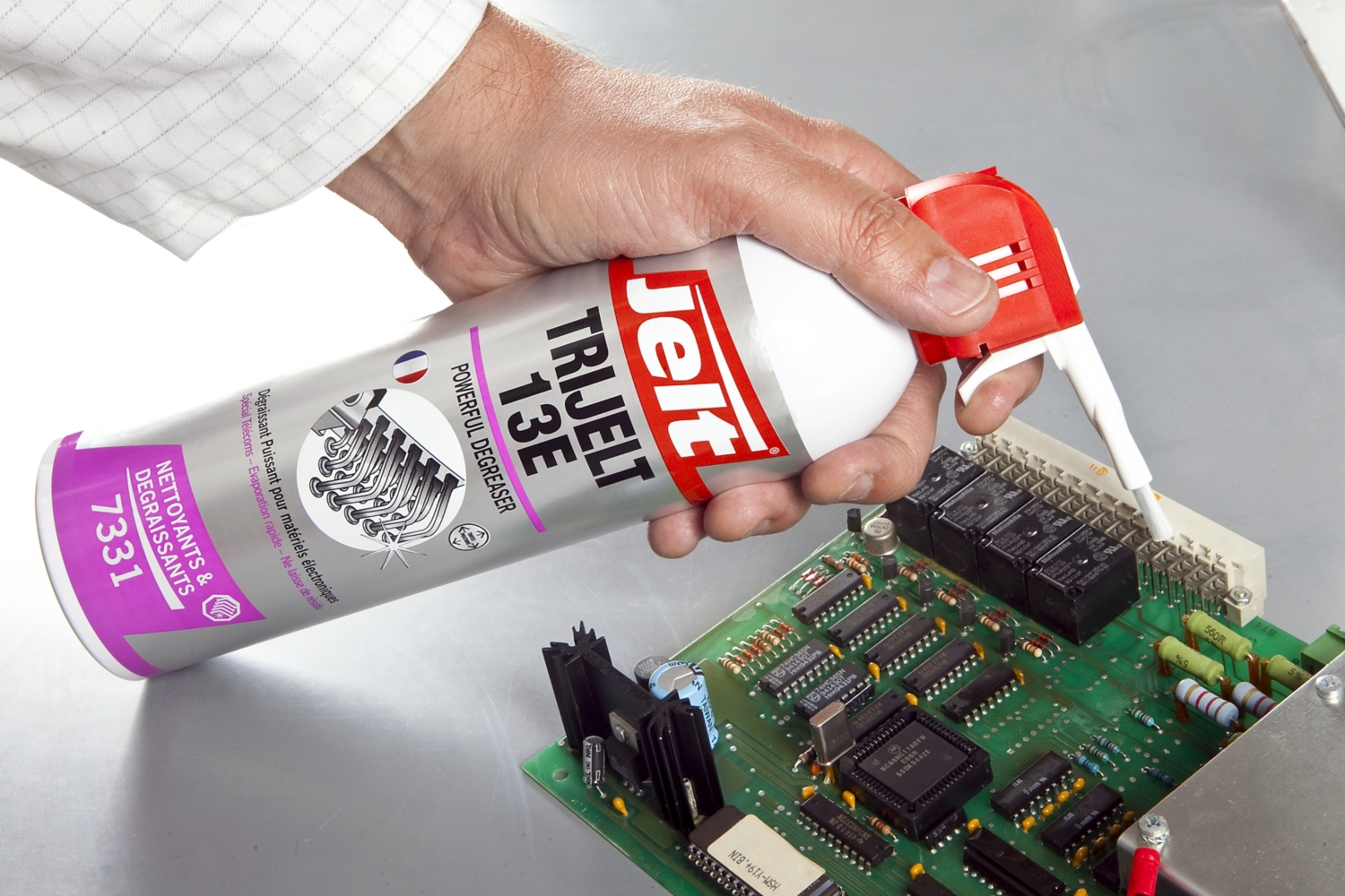 Nettoyant TRIJELT 13E Jelt
