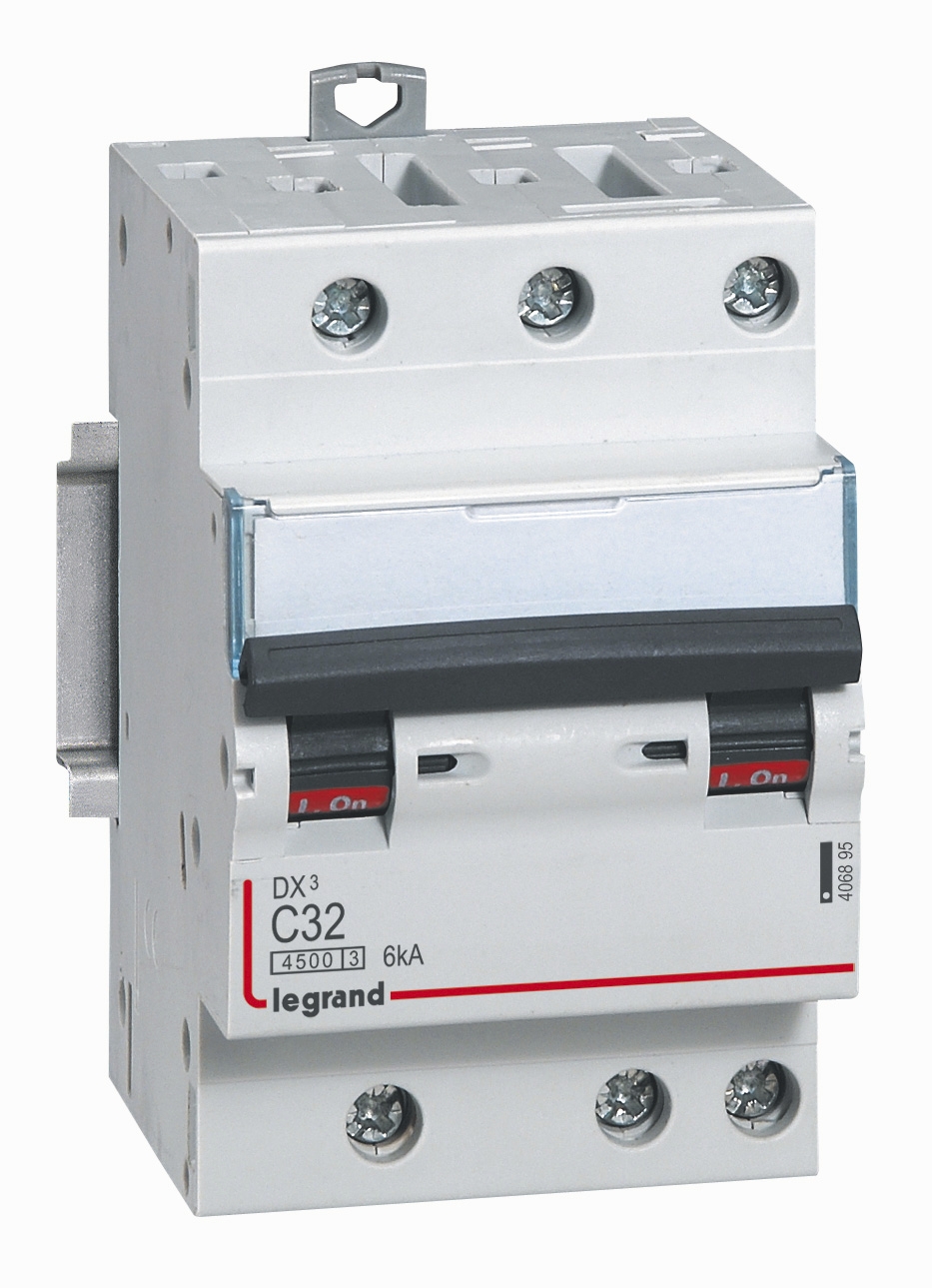Disjoncteur DX³ 4500 - 3P - 6 kA - Courbe C - Vis/vis - Départ