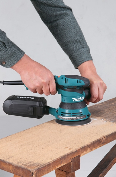 Ponceuse excentrique 300 W Ø 125 mm Makita