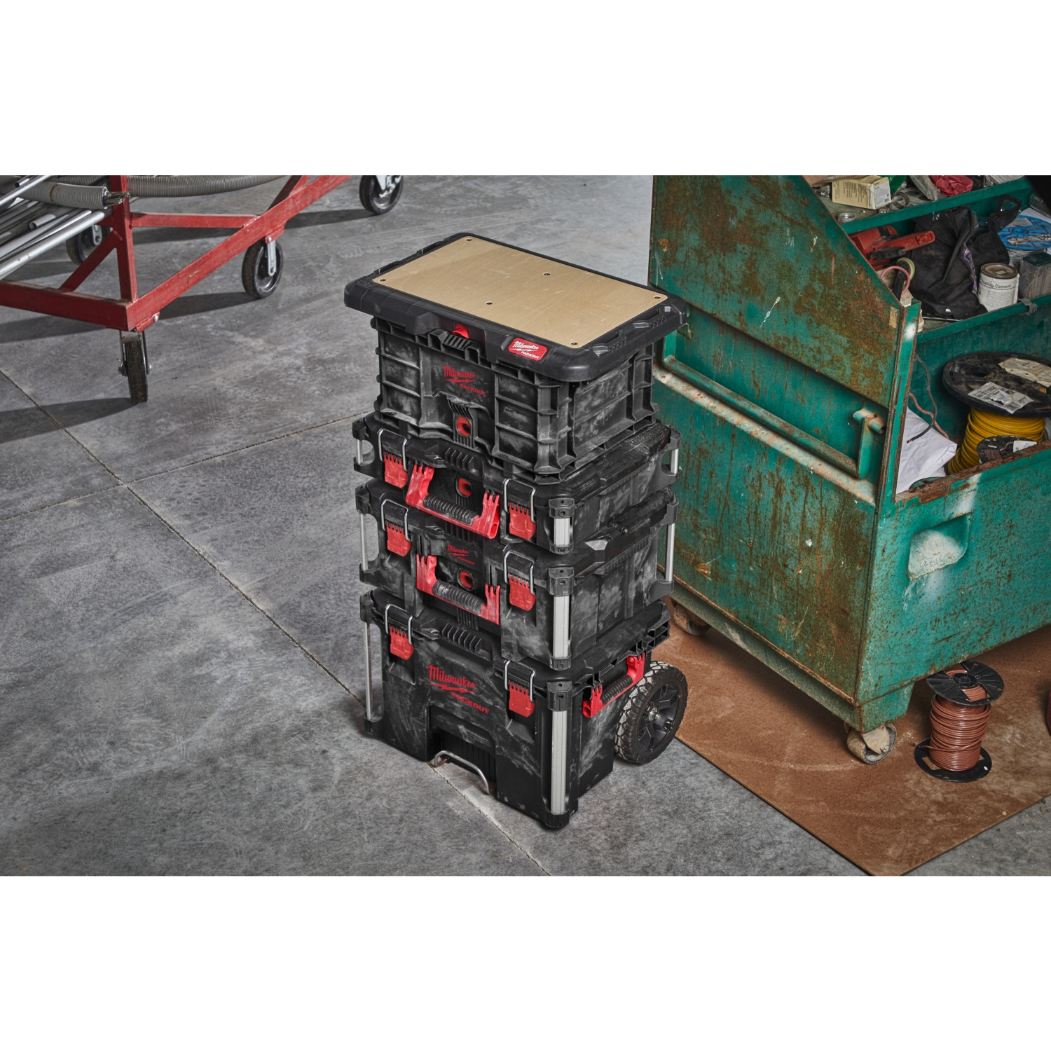 Plateau de travail ajustable Packout Milwaukee