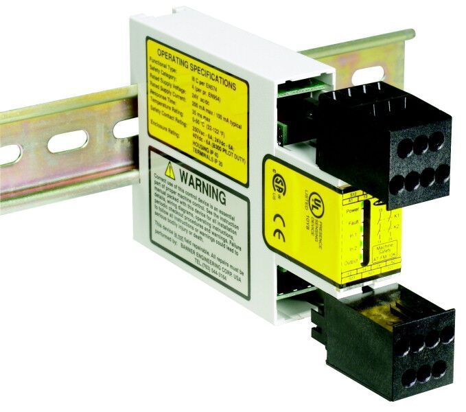 Relais de sécurité AT-FM-10K Turck Banner
