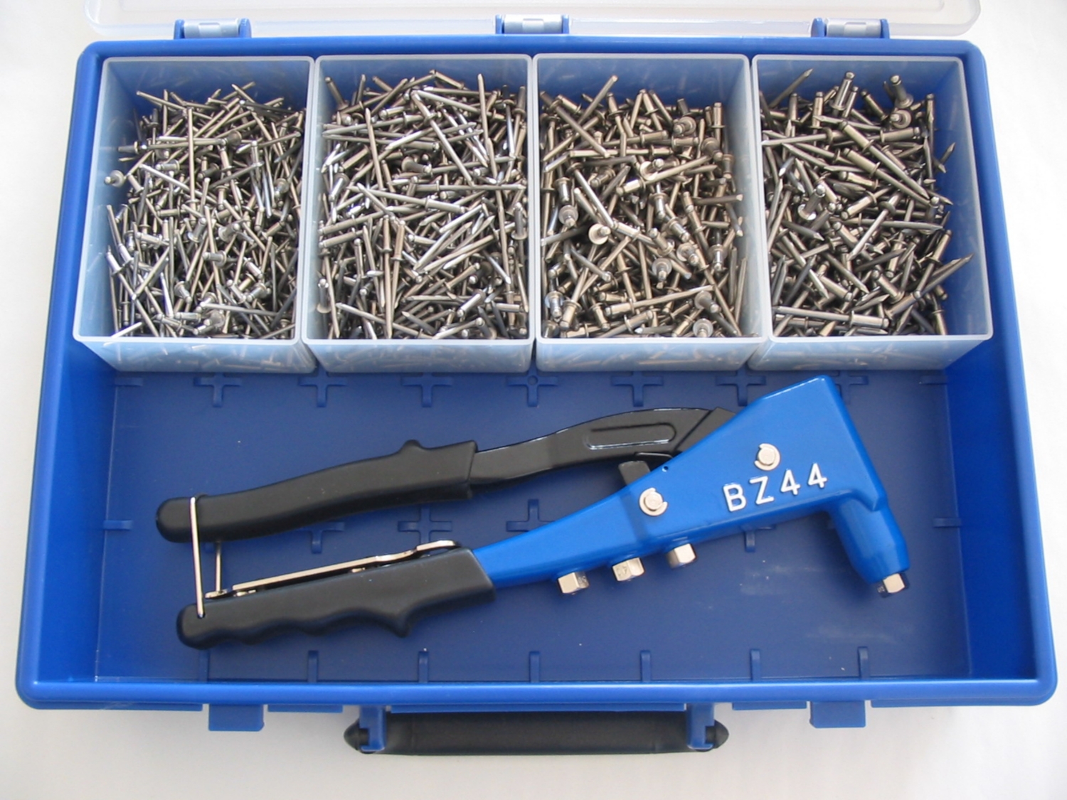 Pince BZ 44 et rivets multi-serrage assortis en coffret Honsel