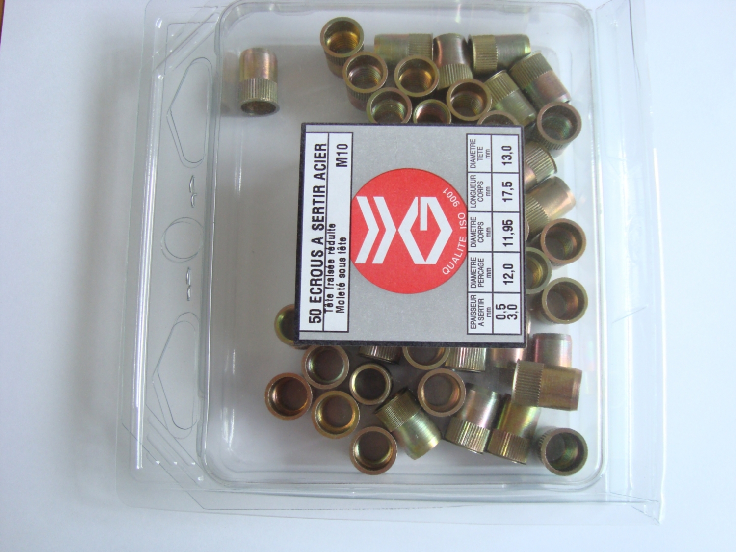  Ecrous à sertir tête affleurante épaisseur 1 - 4 mm Ø 10.5 x L 16 mm 10874800000-1-16 